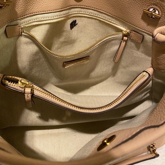 Authentic Kira Leather Tote TORY BURCH - Picture 7 of 10